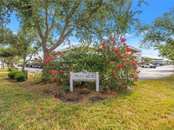 4720 Locust St NE APT 318, Saint Petersburg, FL 33703