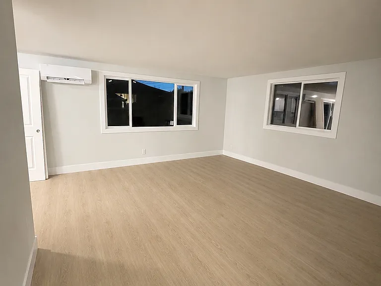1026 Quinalt St — Photo 4