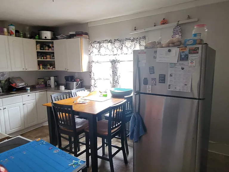 8 Warren St #3 — Photo 10
