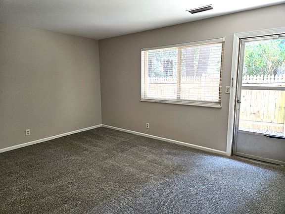 2nd image of 2020 Midland Ave #4