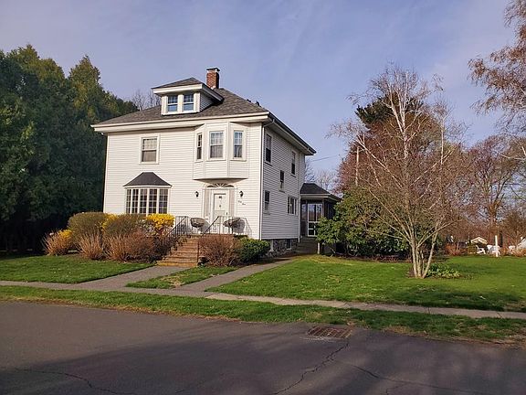 4th image of 43 Fernwood Ave
