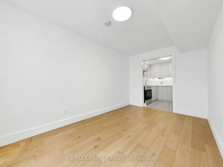 45 Croham Rd #BASEMENT — Photo 3