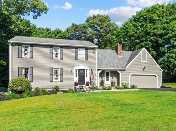 99 Stiness Dr, Warwick, RI 02886