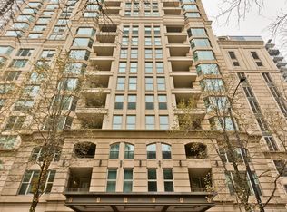 25 E Superior St APT 203, Chicago, IL 60611