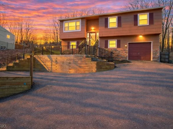 142 Valley View Dr, Rockaway Twp., NJ 07866