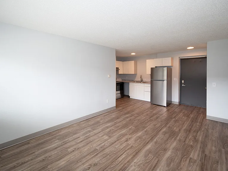 Meadow Park Apartments — Photo 25