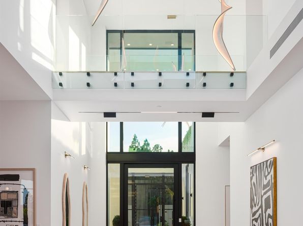 6283 La Jolla Scenic Dr S, La Jolla, CA 92037