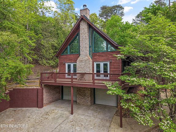 3rd image of 1534 Cherry Brook Dr