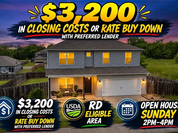 395 Worley St, Huntsville, AR 72740