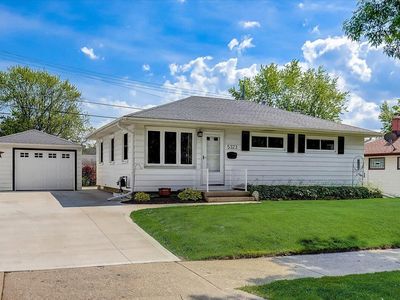 5323 W Ohio Ave, Milwaukee, WI, 53219