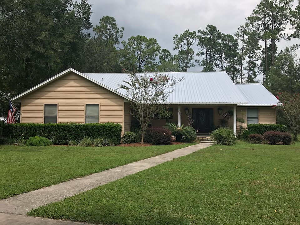 1st image of 108 Roberts Ct