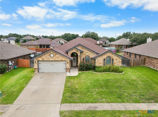 6105 Flat Slate Dr, Killeen, TX 76542