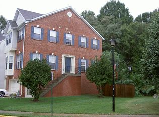 12092 Antler Ct, Fairfax, VA 22030
