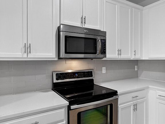 5th image of 508 Fellers Ct