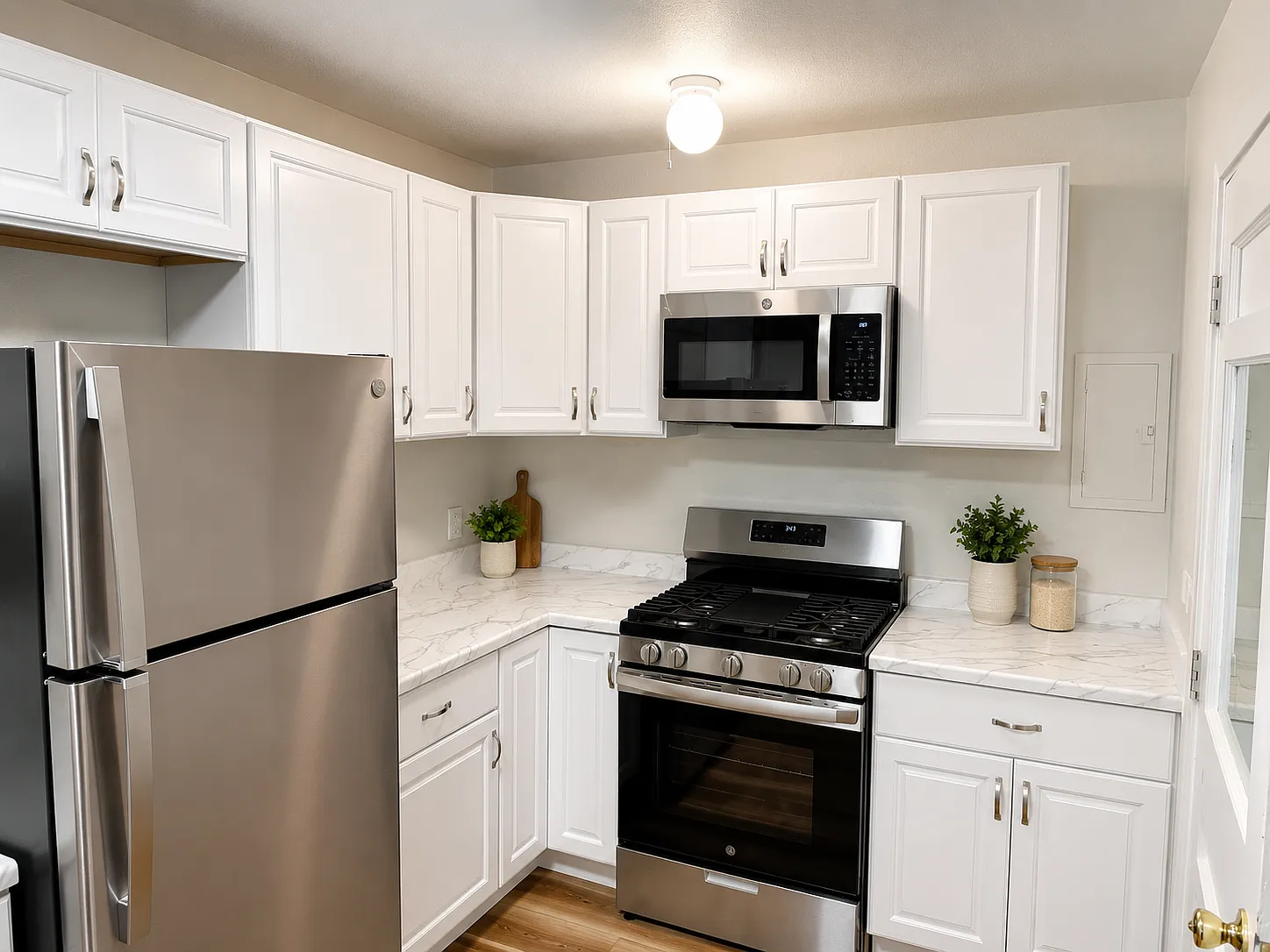 2 bed, 1002 sqft, $1,895 — Photo 2