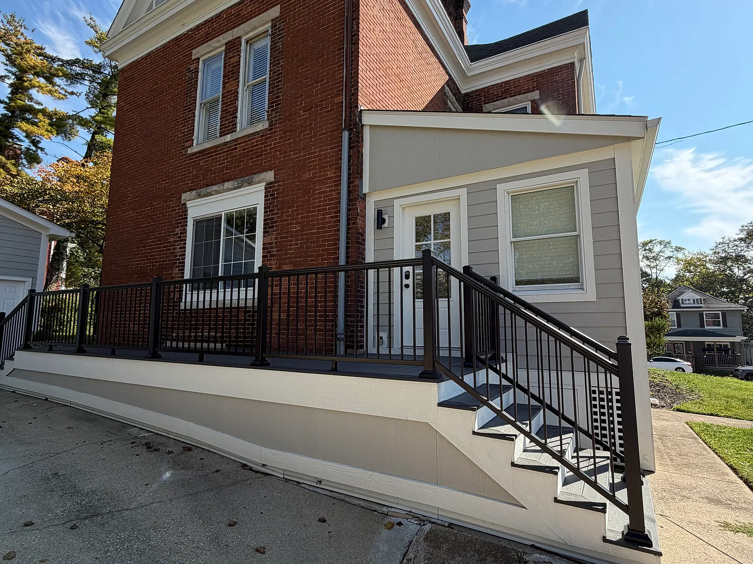 4 bed, 2.5 bath, 2854 sqft, $3,000 — Photo 3