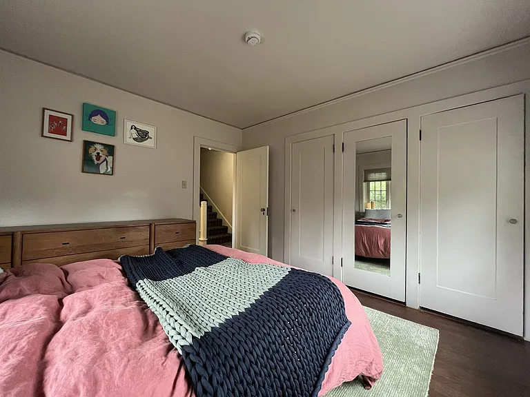 2430 SE Park Ave — Photo 24