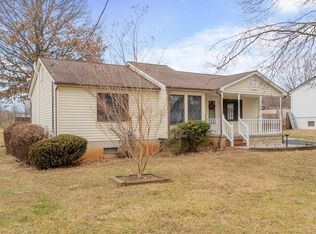 7621 Brooklyn Rd, Radford, VA 24141