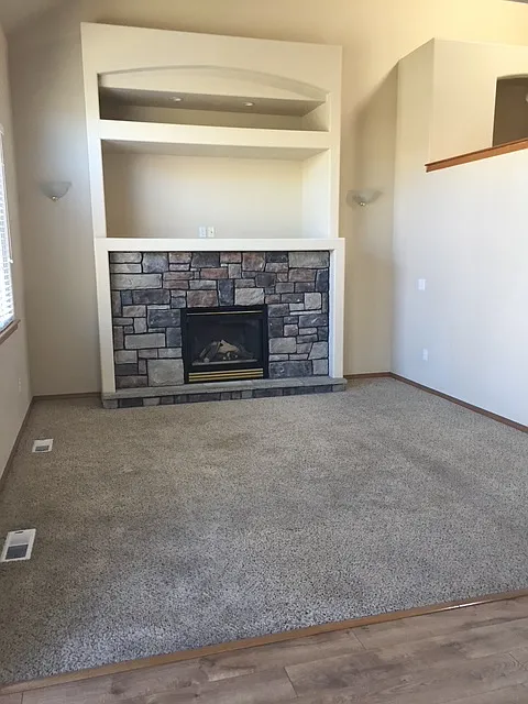3 bed, 1559 sqft, $2,795 — Photo 3