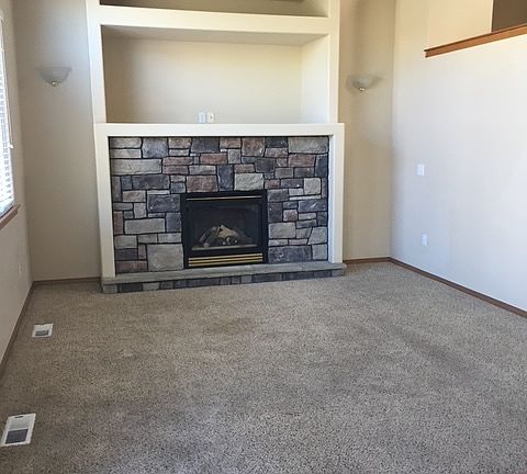 3rd image of 3144 Horse Haven St SE