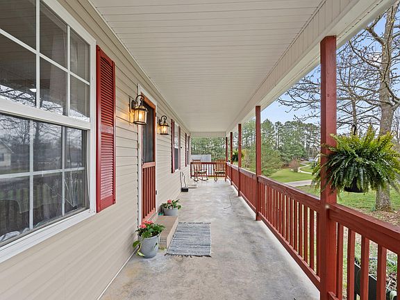 2nd image of 160 Pine Ridge Dr