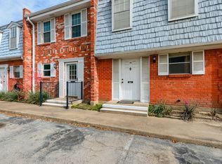 933 Roaring Springs Rd, Fort Worth, TX 76114