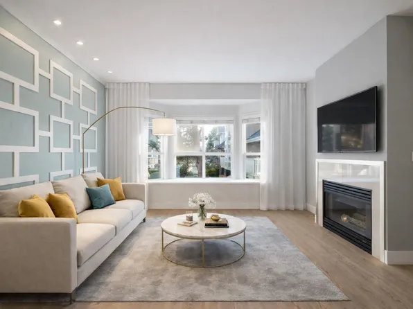 7833 Heather St #8, Richmond, BC V6Y 4J4