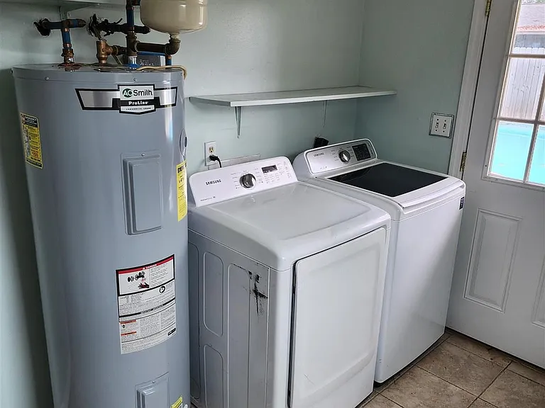 7970 La Nain Dr — Photo 9