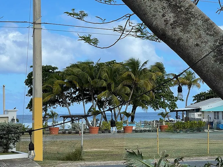 212 Calle 10 Isle #B4 — Photo 1