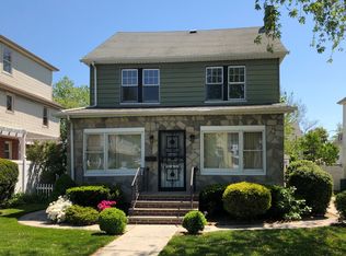 41-07 169th St, Flushing, NY 11358