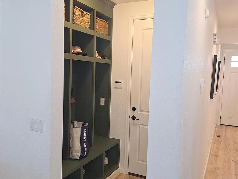 7958 Adams Fork Ave — Photo 13