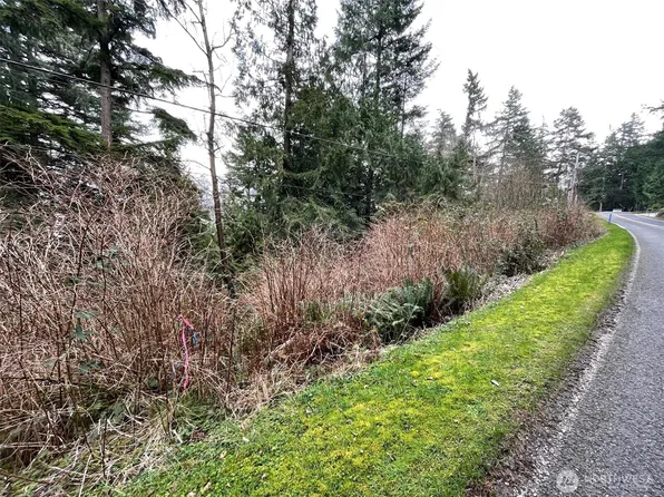 1268 Island Drive, Lummi Island, WA 98262