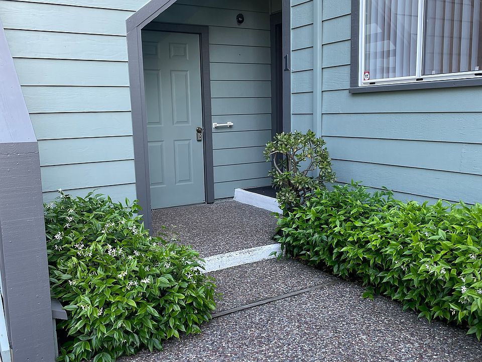 Ground level/end unit