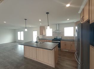 37781 Sandstone Trl #548, Lenox, MI