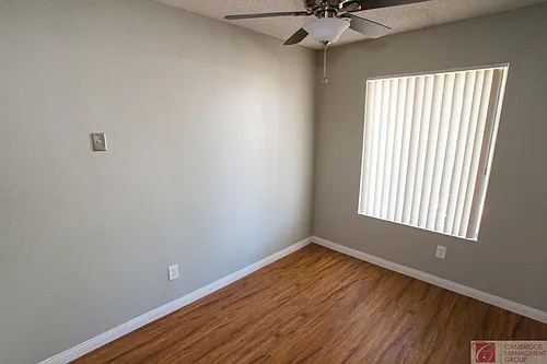 Lexington Gardens Photo 1