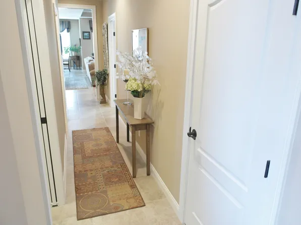 9838 Saddle Creek Trl, Dayton, OH 45458