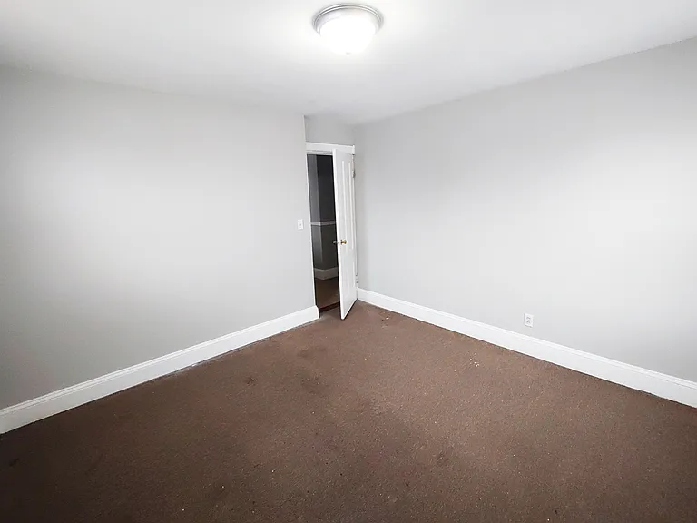 230 Washington St #3 — Photo 14