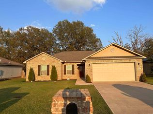 43 Castleton Dr, Ward, AR 72176