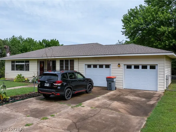 130 W Ithaca St, Greenwood, AR 72936