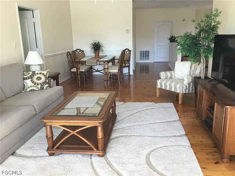 13831 Eagle Ridge Lakes Dr #201 — Photo 3