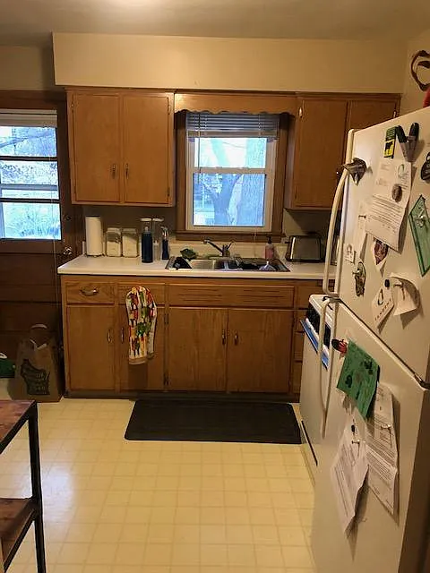 2 bed, 750 sqft, $1,095 — Photo 2