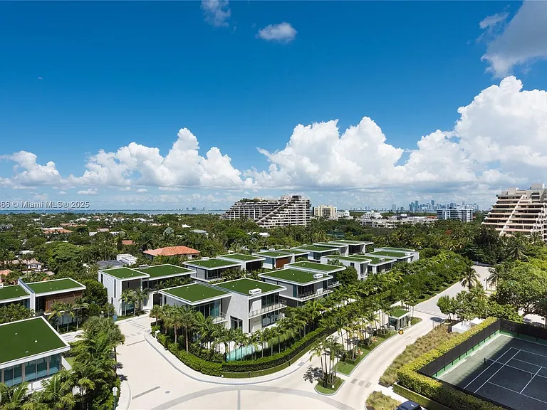 360 Ocean Dr #905S — Photo 29