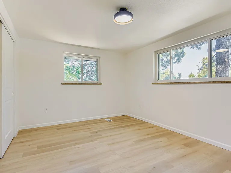 301 S Newland St — Photo 7