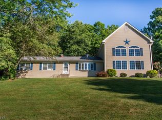 28 Mount Hermon Rd, Blairstown, NJ 07825