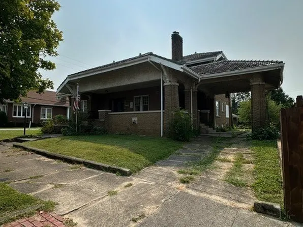 207 E Market Street, Salem, IN 47167