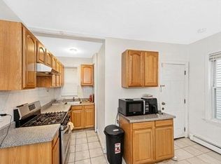 129 Arsenal St #1, Watertown, MA 02472