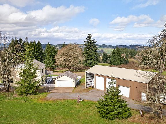 3rd image of 7280 SE Eola Hills Rd