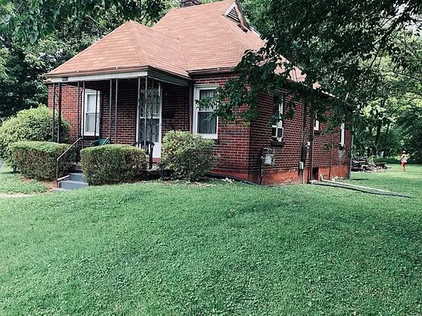 4601 Dover Rd, Louisville, KY 40216