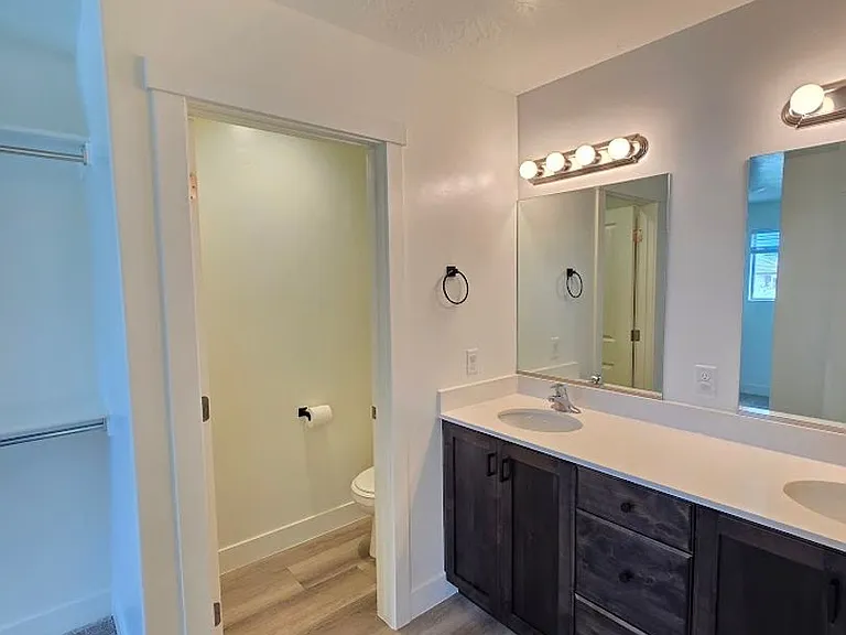3187 E Halo Ln — Photo 25