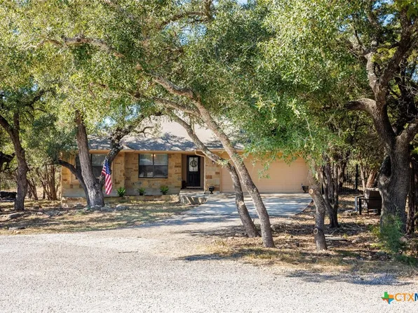 5 Cedar Valley Ct, Wimberley, TX 78676